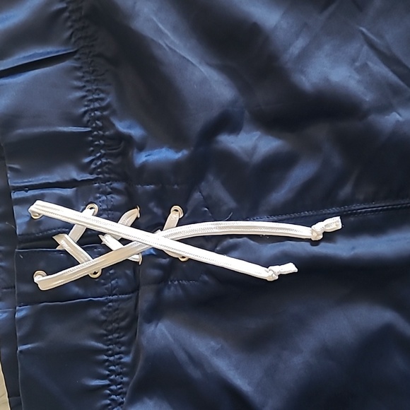 Abercrombie & Fitch skirt♤ size S♤ Navy blue and white - Picture 4 of 6